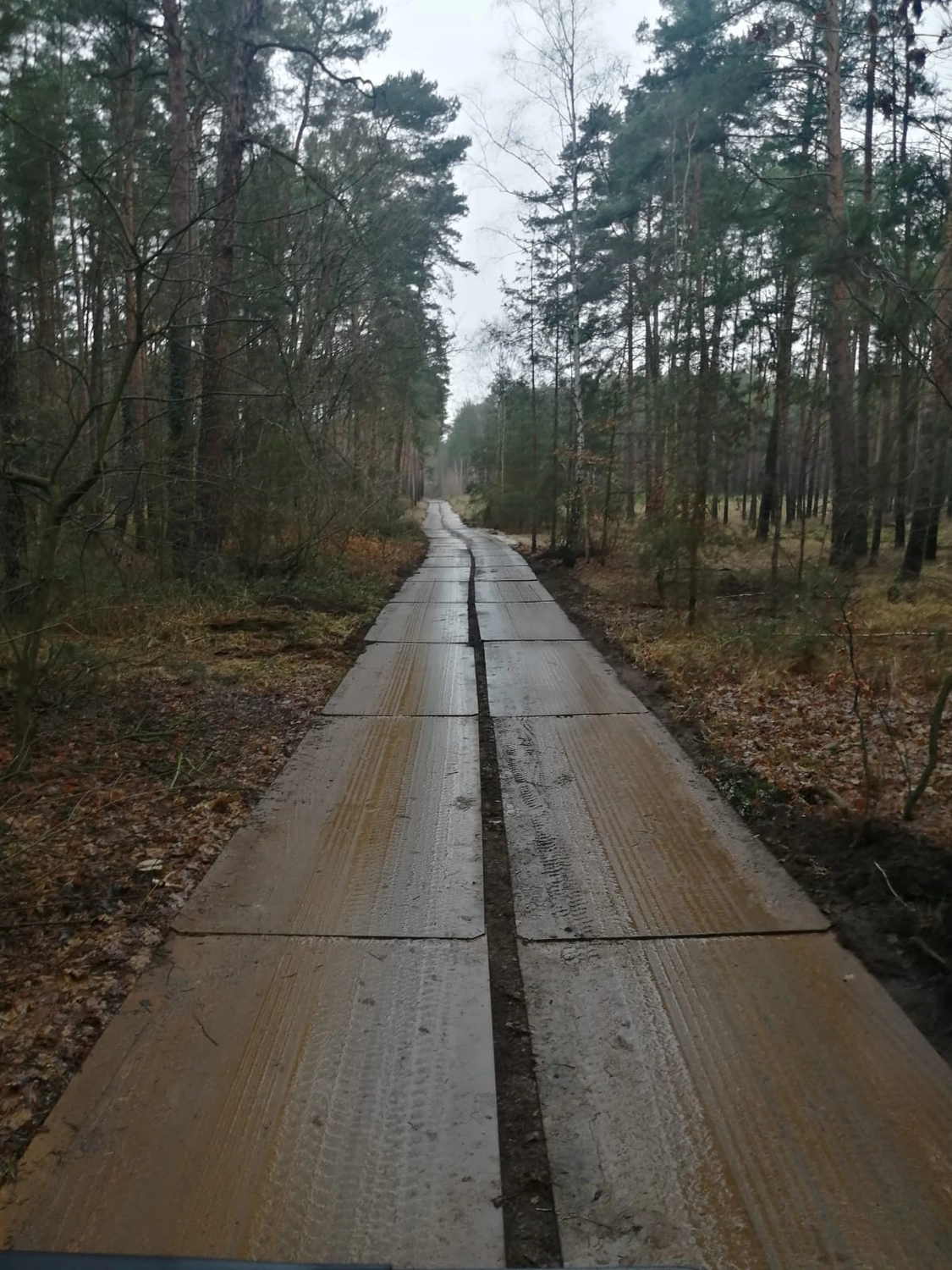 RST - Rohrleitungs-, Straßen- und Tiefbau - Herstellen von Baustraßen
